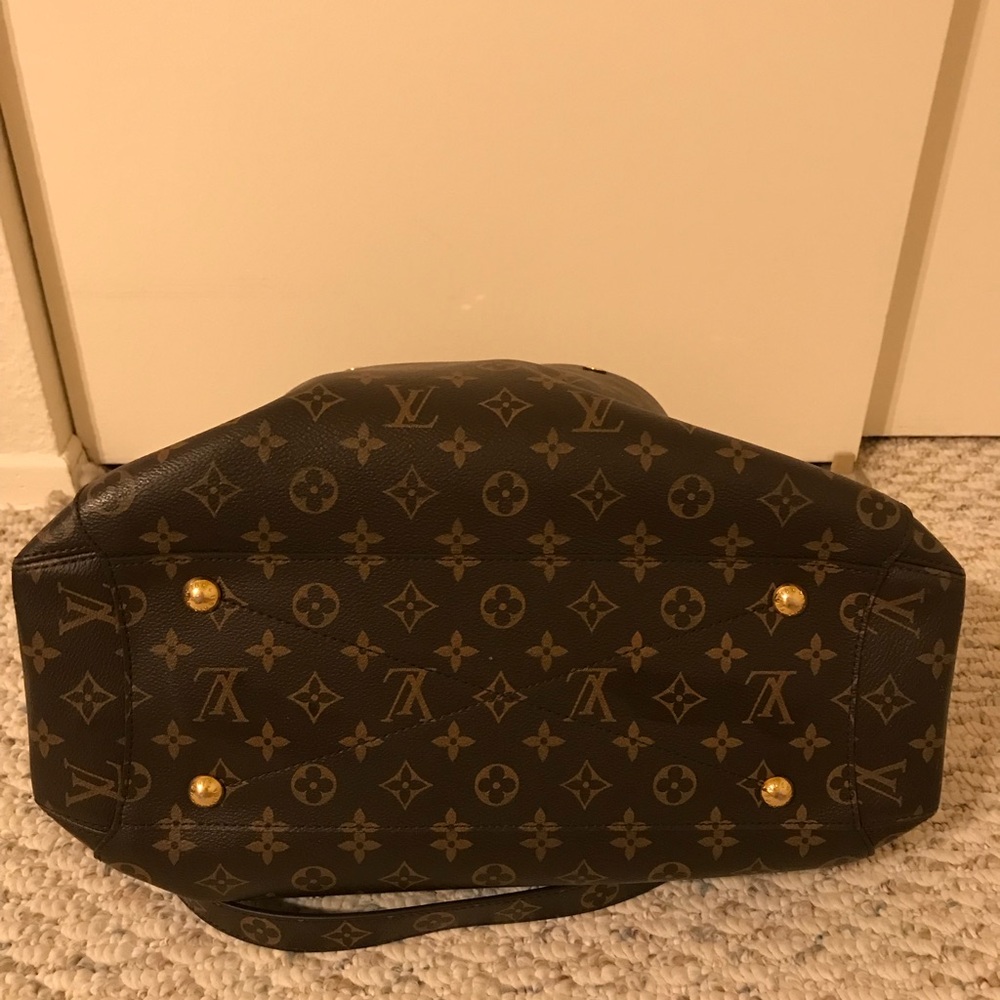 Louis Vuitton MONTAIGNE GM